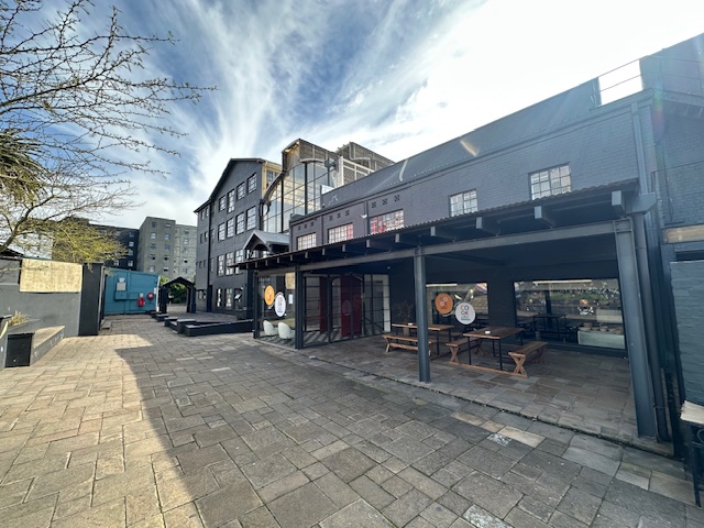 To Let commercial Property for Rent in Woodstock Western Cape